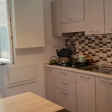 ベッド・アンド・ブレックファスト Torre Angellara